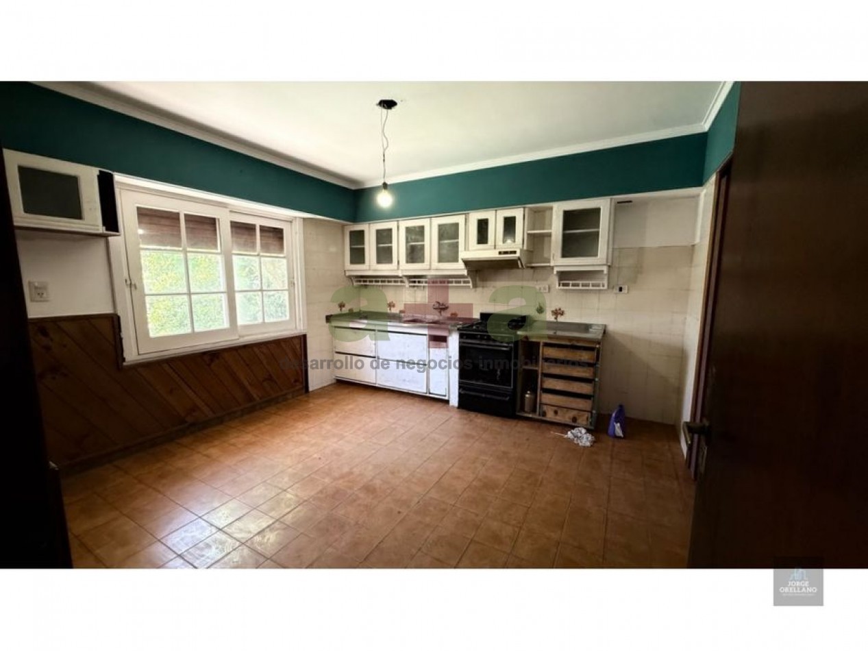VENTA CASA 4 DORMITORIOS Y DEPARTAMENTO DOS AMBIENTES BARRIO ZACAGNINI