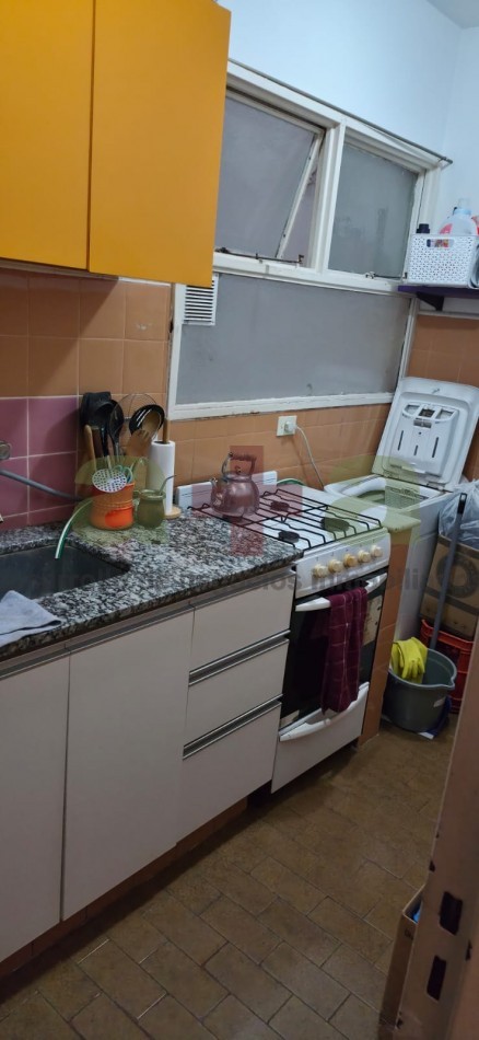 DEPARTAMENTO DOS AMBIENTES CON COCHERA