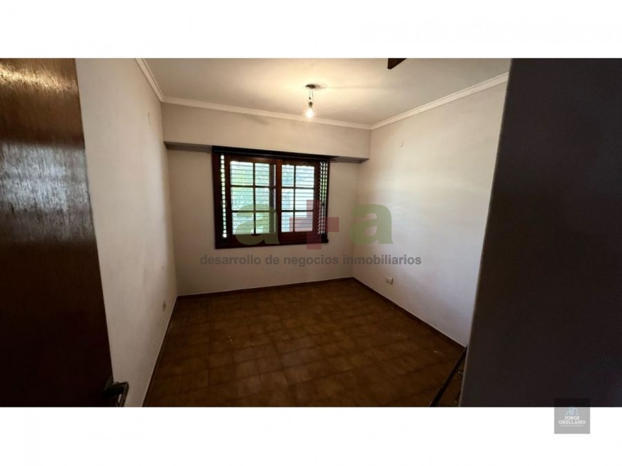 VENTA CASA 4 DORMITORIOS Y DEPARTAMENTO DOS AMBIENTES BARRIO ZACAGNINI