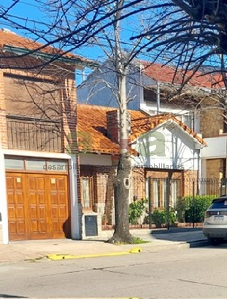 VENTA CHALET 4 AMBIENTES CHAUVIN