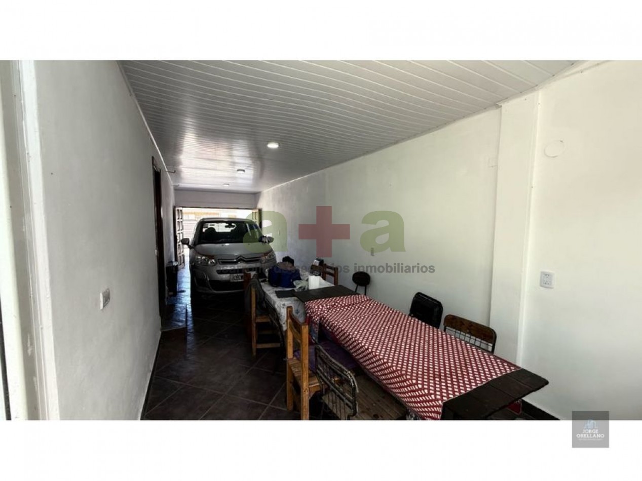 VENTA CASA 4 DORMITORIOS Y DEPARTAMENTO DOS AMBIENTES BARRIO ZACAGNINI