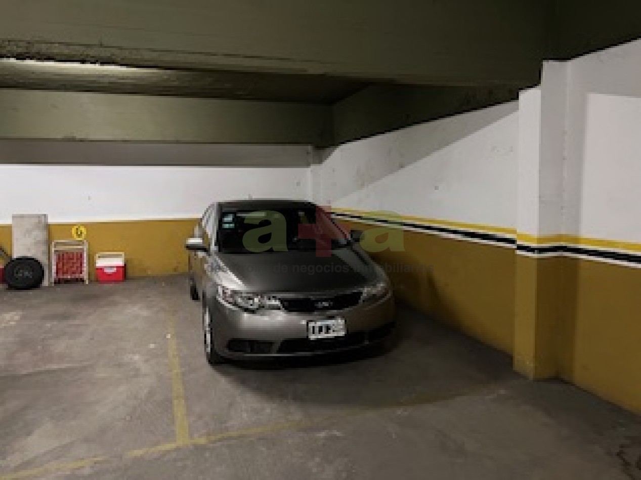 DEPARTAMENTO DOS AMBIENTES CON COCHERA