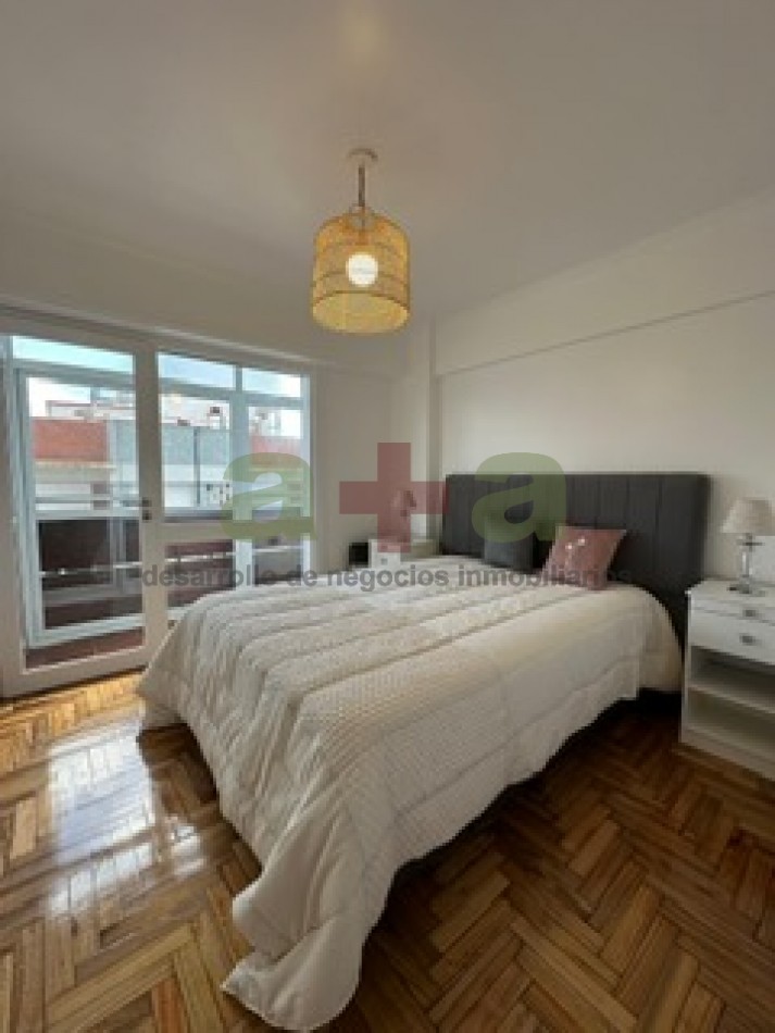 3  ambientes al frente con balcon y cochera